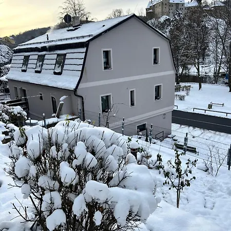 Aparthotel U Kuzelky 3*