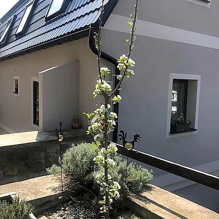 U Kuzelky Aparthotel 3*